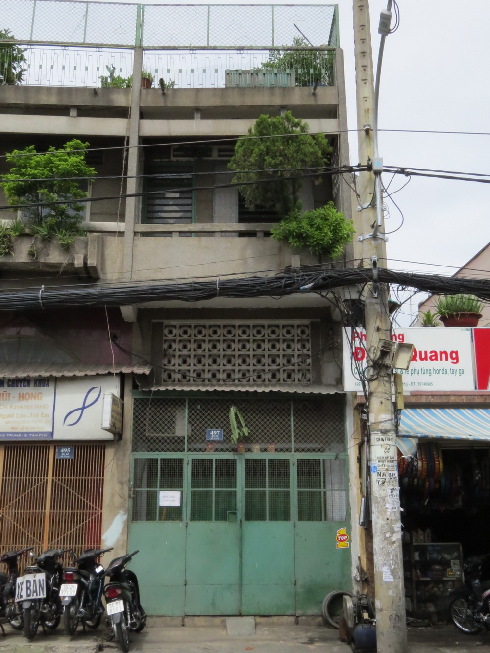 Bán gấp nhà mặt tiền đường Âu Cơ