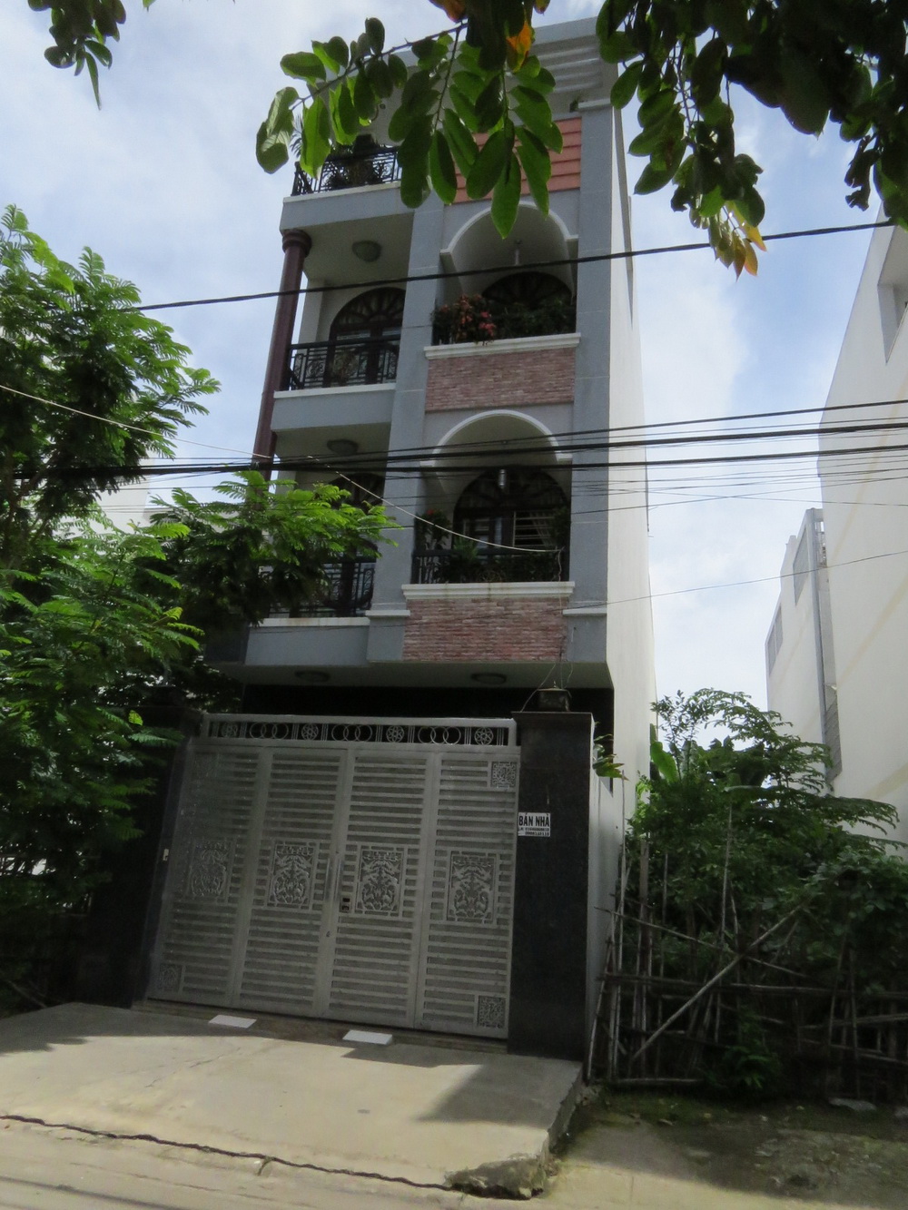 Nhà đẹp cần bán