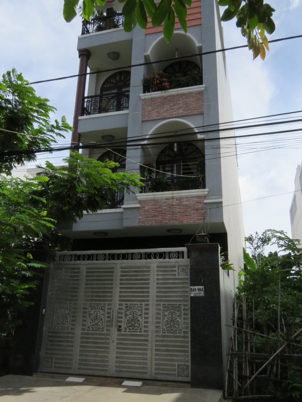 Nhà 3 tấm cần bán