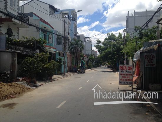 Cần bán gấp nhà cấp 4, mặt tiền đường số 53, F. Tân Quy, Quận 7