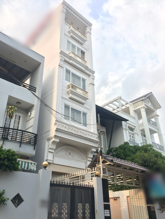 Bán gấp khách sạn 5 lầu tiêu chuẩn 1* gồm 22 phòng đường  Kiều Đàm, Quận 7