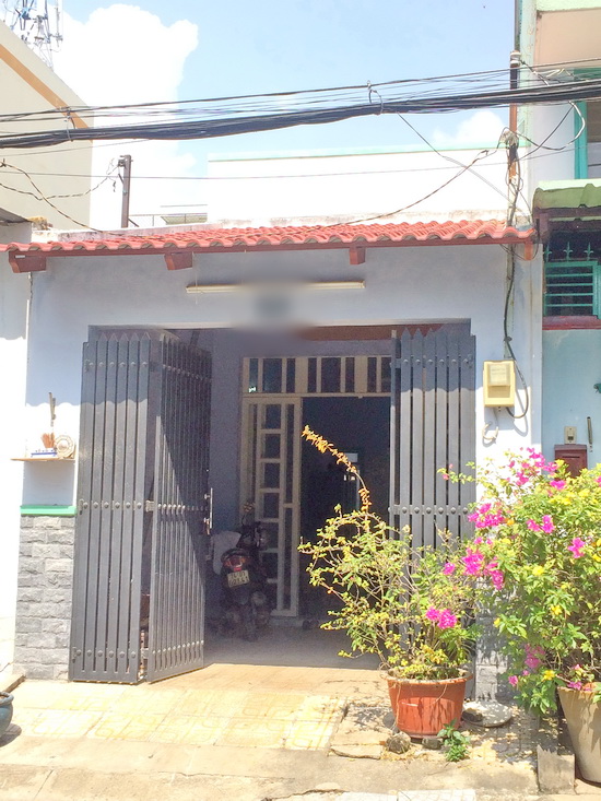 Cần bán nhà cấp 4, mặt tiền đường số 51, F. Tân Quy, Quận 7