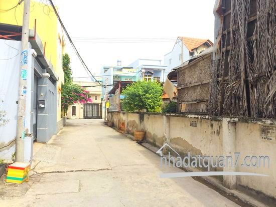 Tôi cần bán lô đất hẽm oto 5m đường Huỳnh Tấn Phát, P. Phú Thuận, Q7 (hẽm 749)