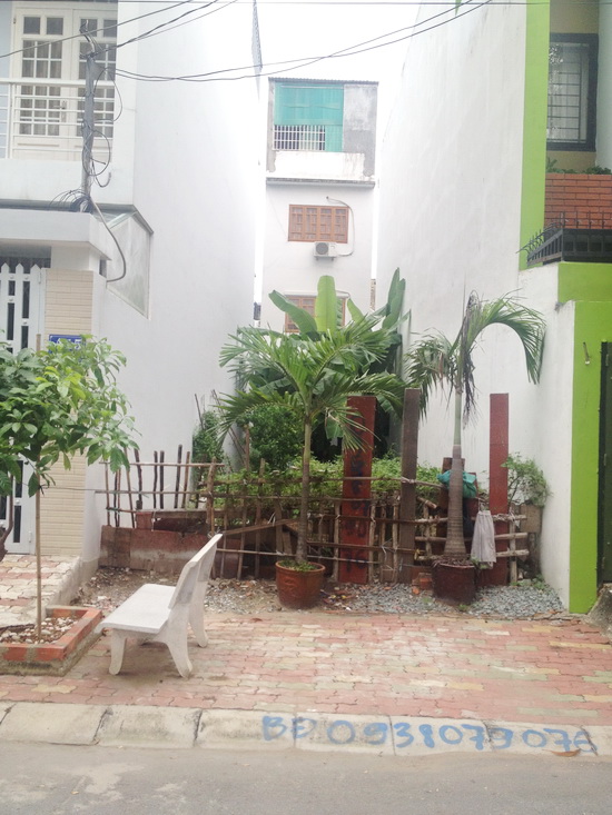 Bán gấp lô đất nền A97 mặt tiền đường Phú Thuận, khu Nam Long, Quận 7