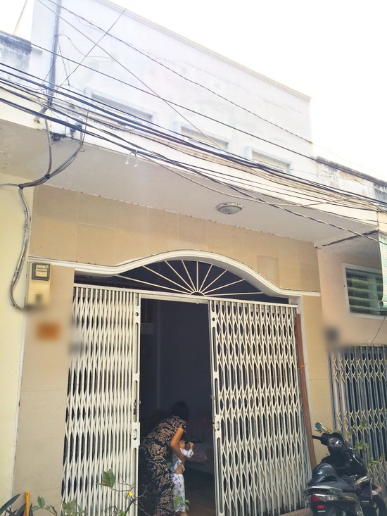 Bán gấp nhà trước tết, 1 lầu, Sát khu Cư Xá Ngân Hàng, Quận 7