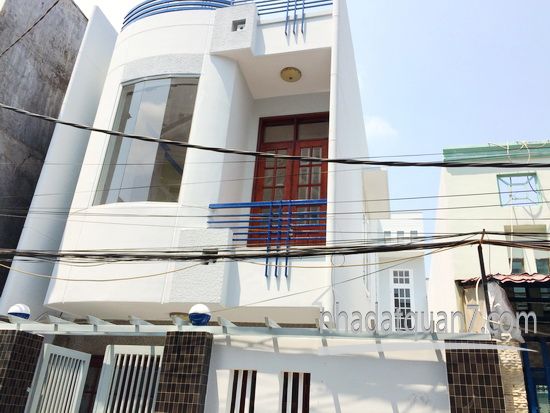 Bán gấp nhà phố hiện đại hẽm ôtô đường Bùi Văn Ba, Quận 7 (hẽm 4m)