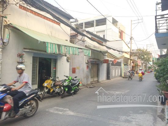 Bán gấp nhà nát MT hẻm 5m Nguyễn Thị Thập F. Bình Thuận Quận 7, 5.5x14.1, 2.95 tỷ