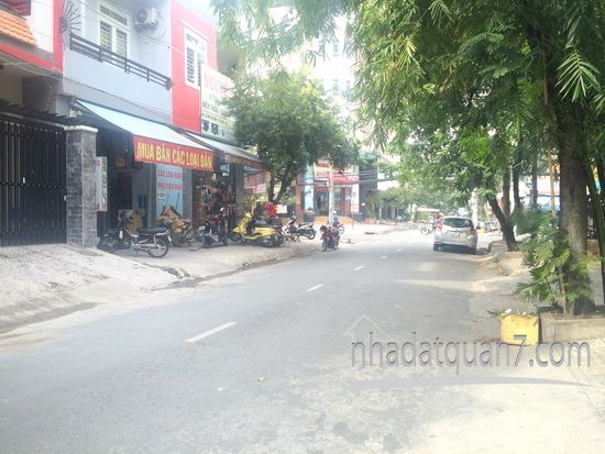 Cần bán gấp nhà phố hiện đại 4 lầu Mặt Tiền Đường Số 47, P.Tân Quy, Q.7