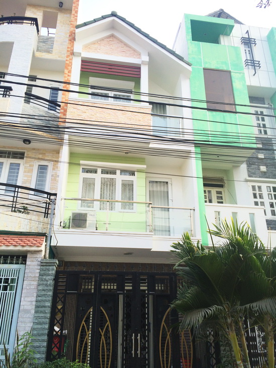 Bán nhà phố 2 lầu hiện đại đường nội bộ khu Nam Long Phú Thuận, Quận 7