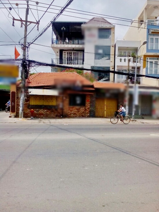 Bán gấp nhà 2.5 lầu mặt tiền Huỳnh Tấn Phát F.Tân Phú, Quận 7