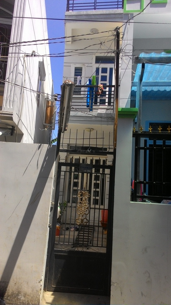 Cần bán nhà hẻm 95, đường Lê Văn Lương, P. Tân Kiểng, Quận 7 (hẻm 3m)