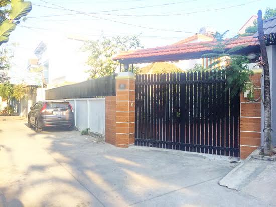 Tôi cần bán gấp nhà nát tiện xây mới mặt tiền đường số 39, P. Bình Thuận, Q.7