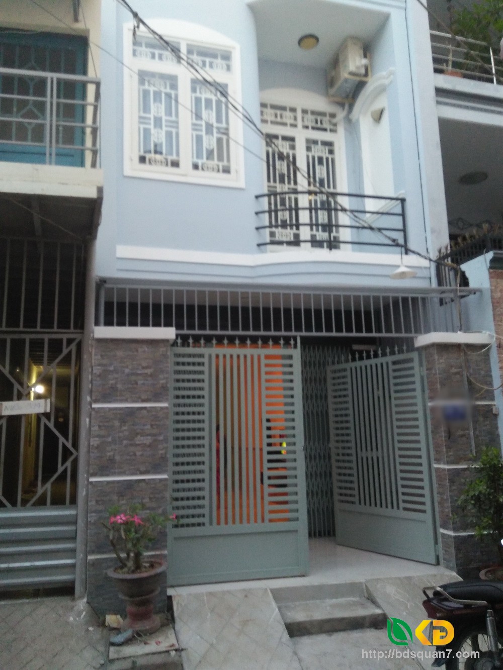 Bán gấp nhà mặt tiền đường số 01, F.Bình Thuận, Quận 7