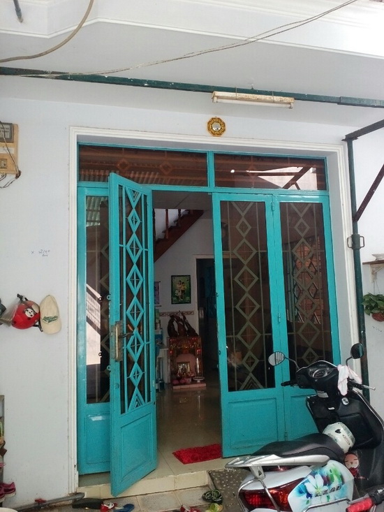 Tôi cần bán gấp nhà trệt, lửng hẻm 3m, đường Tân Mỹ, P.Tân Thuận Tây, Quận 7