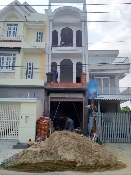 Bán nhà phố 2 lầu đường BP đối diện KDC Cotec Phú Xuân Nhà Bè