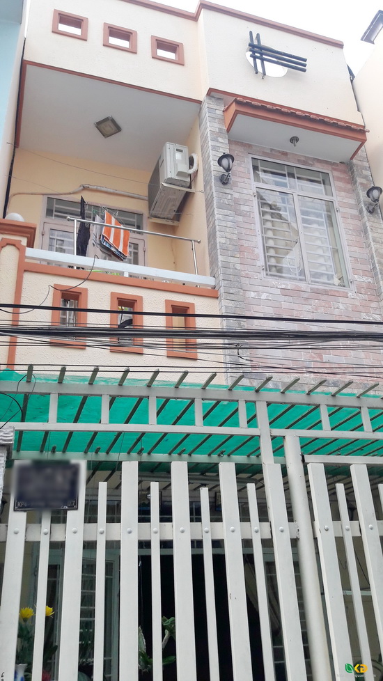 Bán gấp nhà 1 lầu 4x11m hẻm 1247 Đường Huỳnh Tấn Phát , Phú Thuận, Quận 7