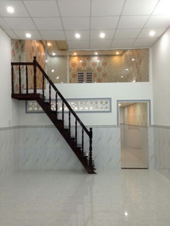 Nhà gác lửng đúc 4x12m hẻm xe hơi 373 Trần Xuân Soạn, F.Tân Kiểng, Quận 7