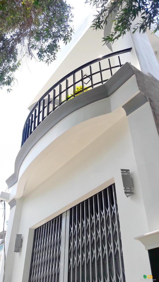Bán gấp nhà mới 1 lầu 4x11m, Hẻm 412 Huỳnh Tấn Phát, Bình Thuận, Q.7